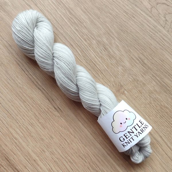 hand dyed yarn 50g 4 ply pale grey called Cloud