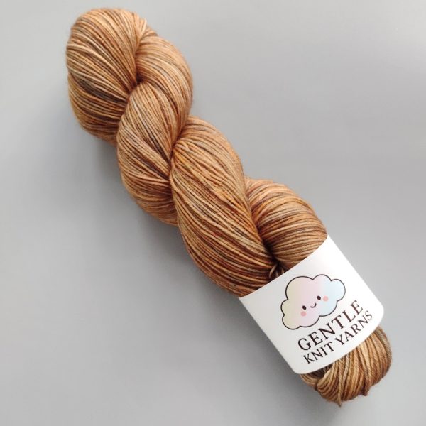 Brown toned hand dyed yarn 4 ply 100g called Moorland Bracken